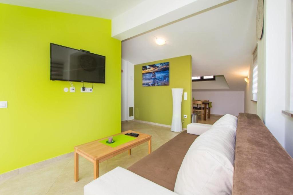Villa Patricija-Apartmani Poreč Eksteriør billede