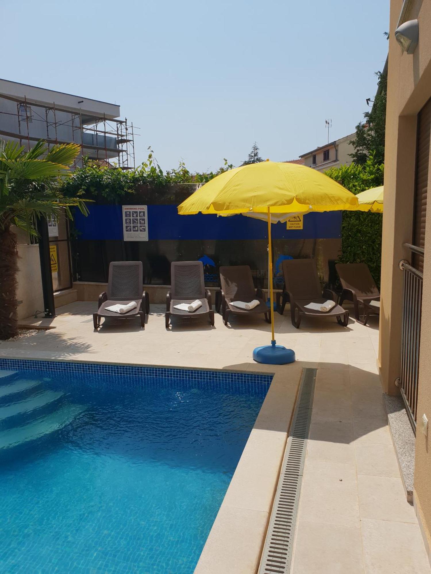 Villa Patricija-Apartmani Poreč Eksteriør billede